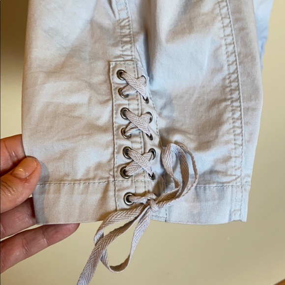 Capris - Picture 2 of 4